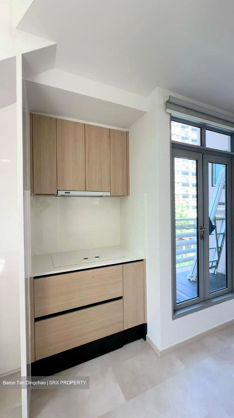Regency Suites (D3), Apartment #553097451